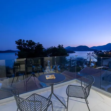 Ionian Elite - Luxury House Луксозна вила *